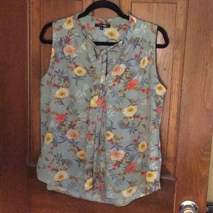 Flowered sleeveless rayon top